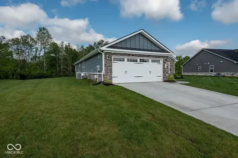 946 Independence Drive Edinburgh IN 46124