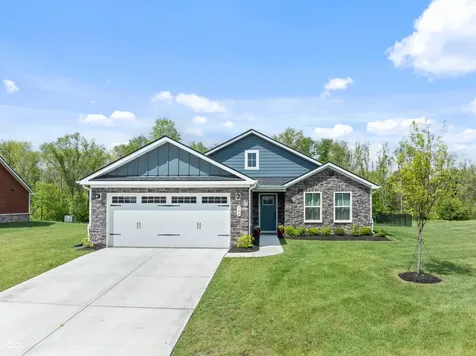 946 Independence Drive Edinburgh IN 46124