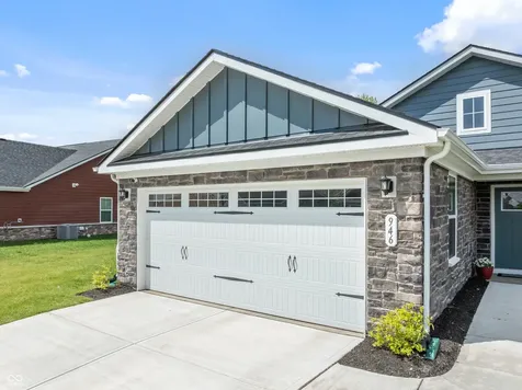 946 Independence Drive Edinburgh IN 46124