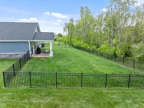 946 Independence Drive Edinburgh IN 46124