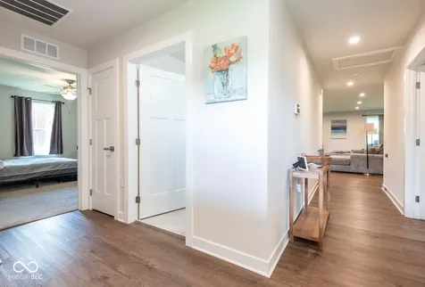 946 Independence Drive Edinburgh IN 46124