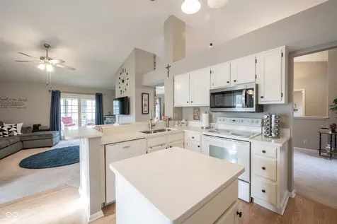 7715 Heather Lane Fishers IN 46038