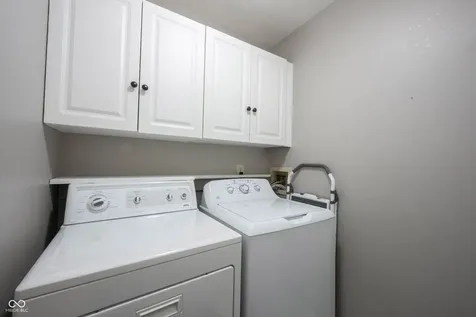 7715 Heather Lane Fishers IN 46038