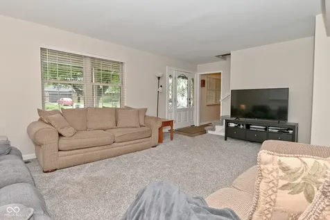31 Robinwood Drive Brownsburg IN 46112