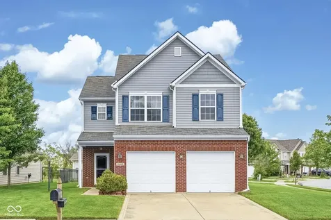 2462 Middle View Drive Columbus IN 47201