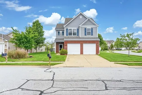 2462 Middle View Drive Columbus IN 47201