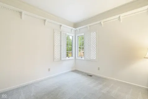 5409 Greenwillow Road Indianapolis IN 46226