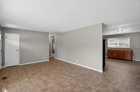 3928 Delmont Drive Indianapolis IN 46235