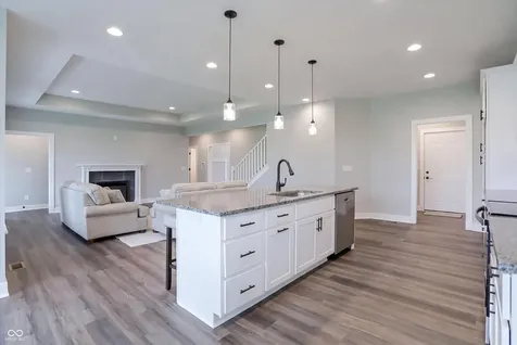 6559 Stonepoint Way Indianapolis IN 46237