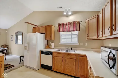 1541 Brook Pointe Drive Indianapolis IN 46234