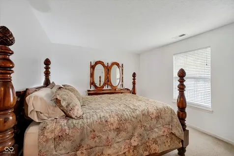 1541 Brook Pointe Drive Indianapolis IN 46234