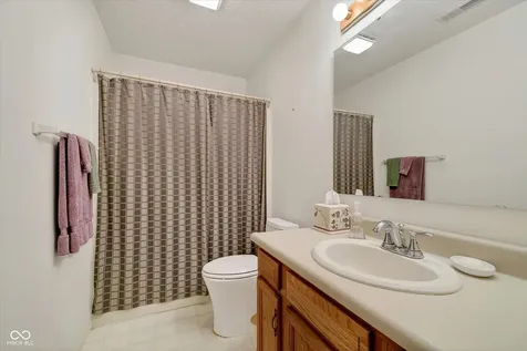 1541 Brook Pointe Drive Indianapolis IN 46234