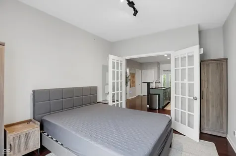 6587 Reserve Drive Indianapolis IN 46220