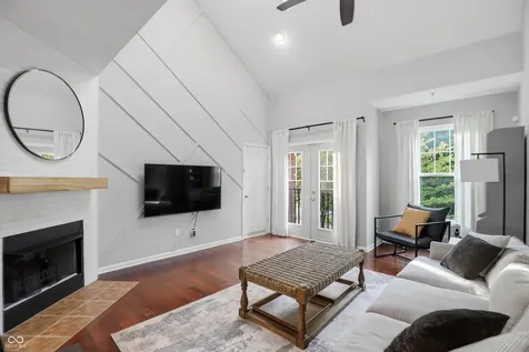 6587 Reserve Drive Indianapolis IN 46220