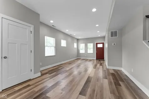 2641 E 18th Street Indianapolis IN 46218
