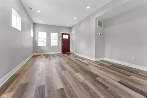 2641 E 18th Street Indianapolis IN 46218