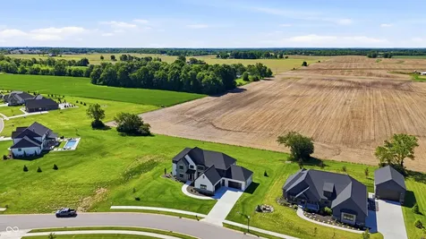 3874 Chapel Hill Court Bargersville IN 46106