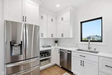 3874 Chapel Hill Court Bargersville IN 46106