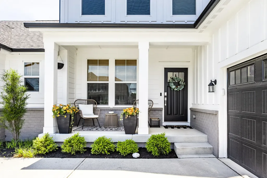 10216 Edgerton Lane Fishers IN 46040