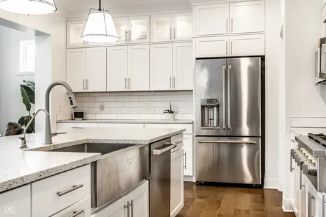 10216 Edgerton Lane Fishers IN 46040