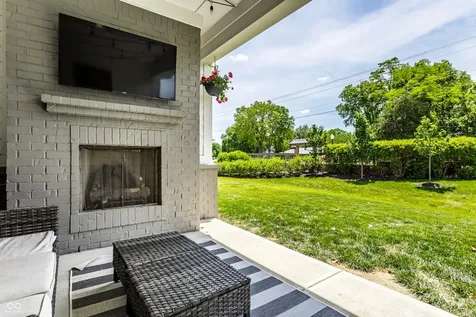 10216 Edgerton Lane Fishers IN 46040