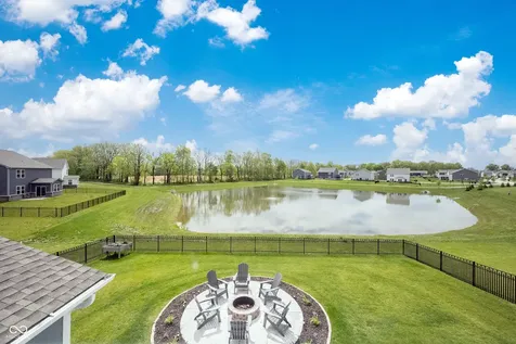327 Waterford Lane Westfield IN 46074