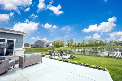 327 Waterford Lane Westfield IN 46074