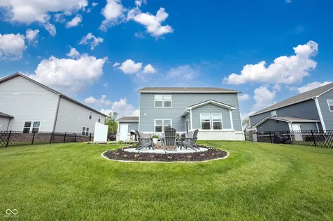327 Waterford Lane Westfield IN 46074