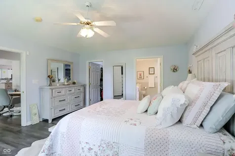 10701 Stable Drive Indianapolis IN 46239