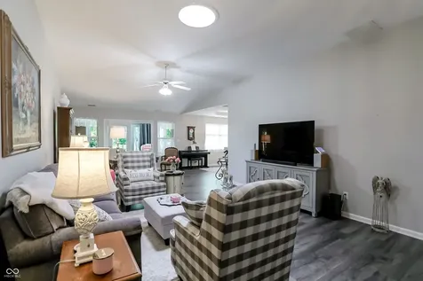 10701 Stable Drive Indianapolis IN 46239