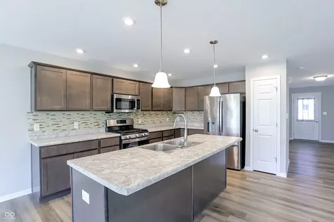 7111 Lillian Place Cumberland IN 46229