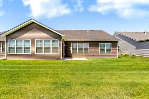 7111 Lillian Place Cumberland IN 46229