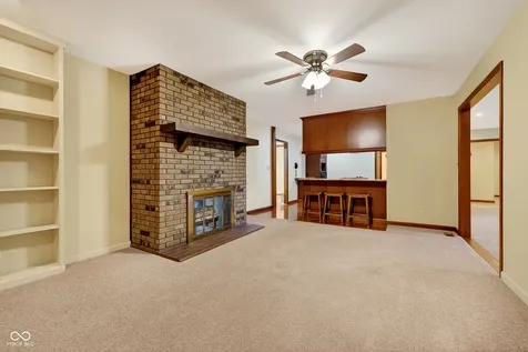 1915 Winding Ridge Avenue Indianapolis IN 46217
