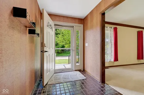 1915 Winding Ridge Avenue Indianapolis IN 46217
