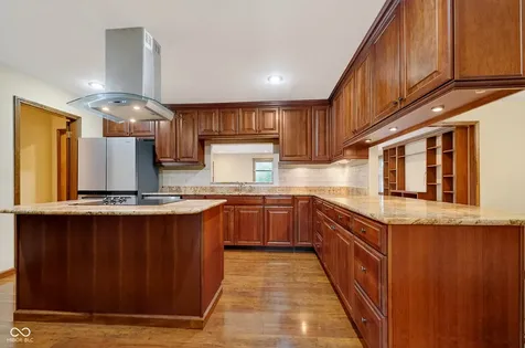 1915 Winding Ridge Avenue Indianapolis IN 46217