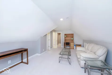 6929 Royal Oakland Way Indianapolis IN 46236