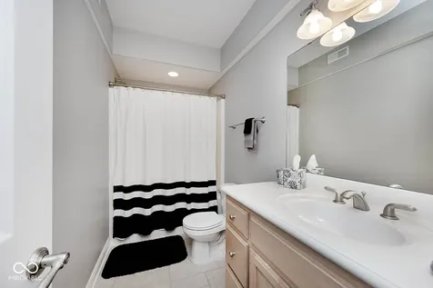 6929 Royal Oakland Way Indianapolis IN 46236