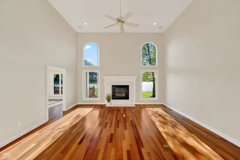 12244 Bayhill Drive Carmel IN 46033