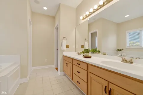12244 Bayhill Drive Carmel IN 46033