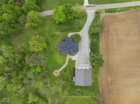 6822 S 600 W Crawfordsville IN 47933