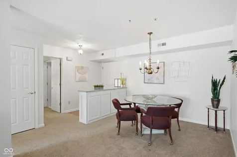 7601 Newport Bay Drive Indianapolis IN 46240