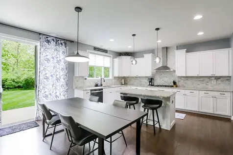 5723 Peaking Fox Drive Indianapolis IN 46237