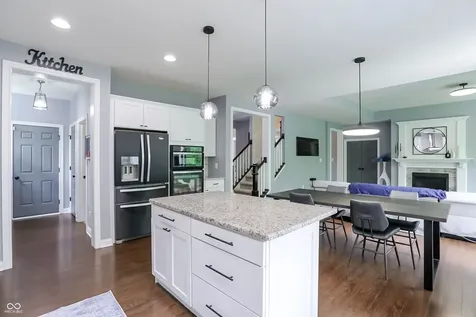 5723 Peaking Fox Drive Indianapolis IN 46237
