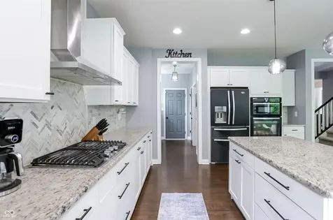 5723 Peaking Fox Drive Indianapolis IN 46237