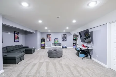 5723 Peaking Fox Drive Indianapolis IN 46237