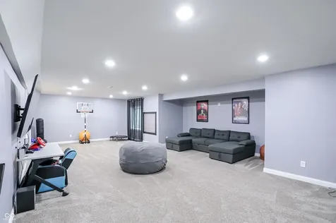 5723 Peaking Fox Drive Indianapolis IN 46237