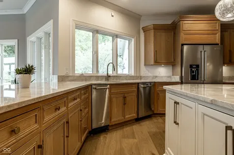 5876 Lake Kessler Court Indianapolis IN 46226