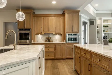 5876 Lake Kessler Court Indianapolis IN 46226