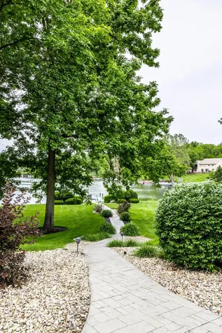 5876 Lake Kessler Court Indianapolis IN 46226