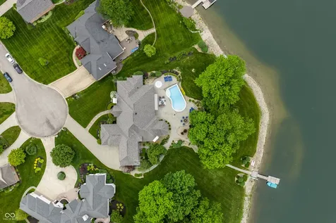 5876 Lake Kessler Court Indianapolis IN 46226
